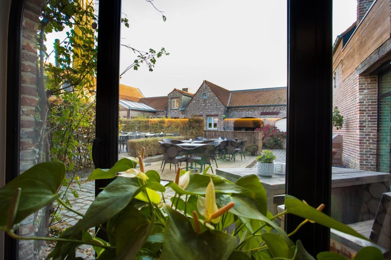 De Sjeiven Dorpel Hotel Maaseik Luaran gambar